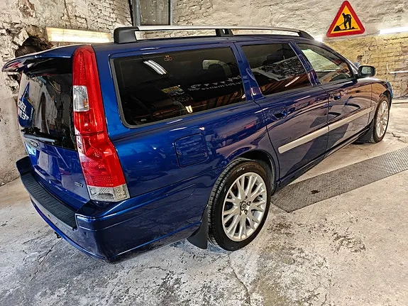 Volvo V70 2006 photo 3