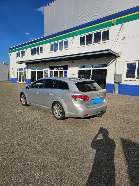 Toyota Avensis 2009 photo 3