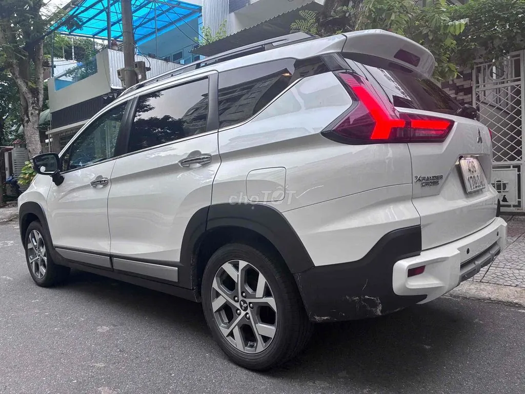 Mitsubishi Xpander Cross 2023 photo 3