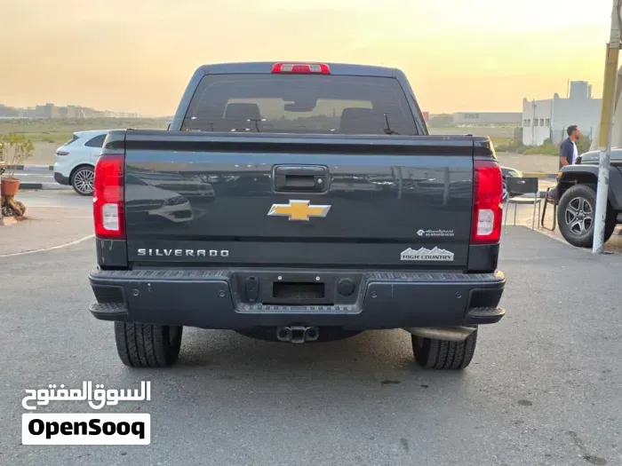Chevrolet Silverado 2500Hd High Country 2017 photo 4