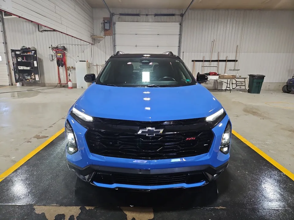 Chevrolet Equinox 2025 photo 2