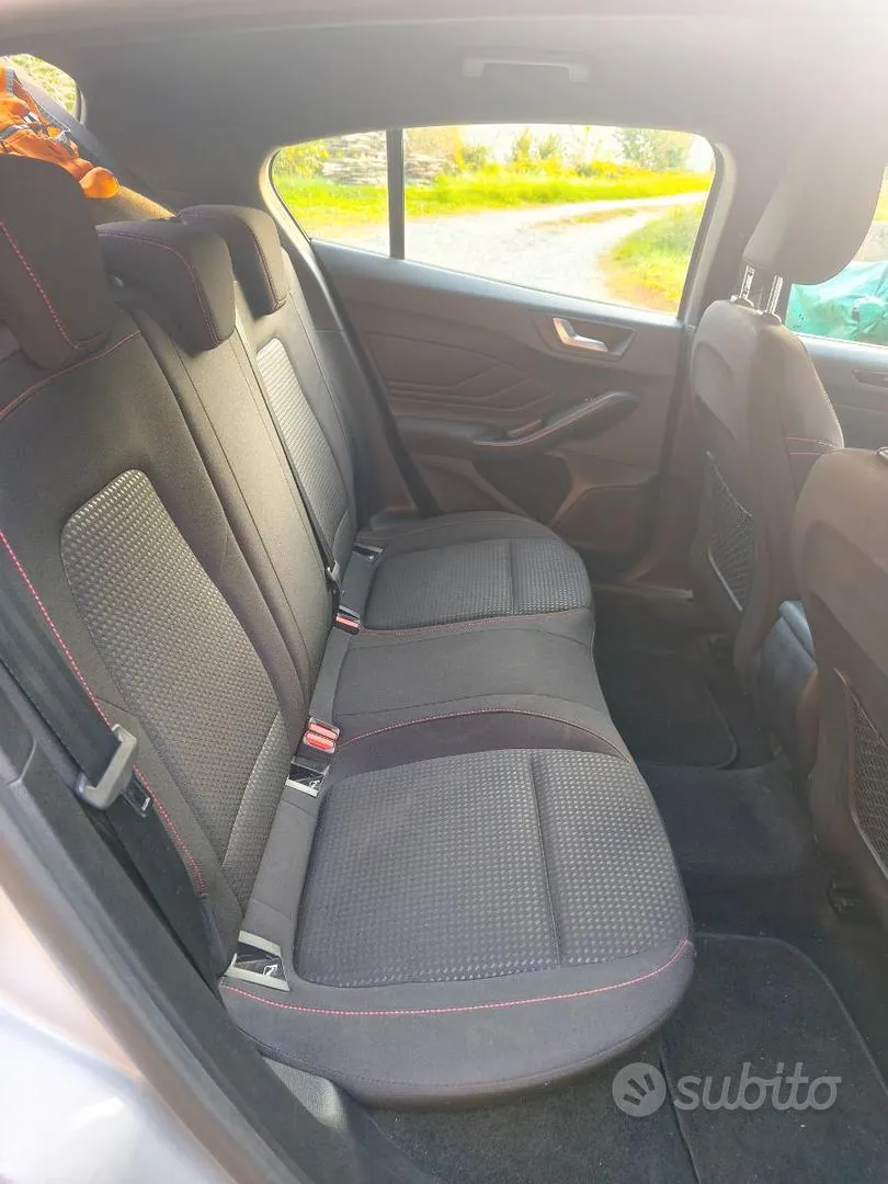Ford Focus 2023 photo 5