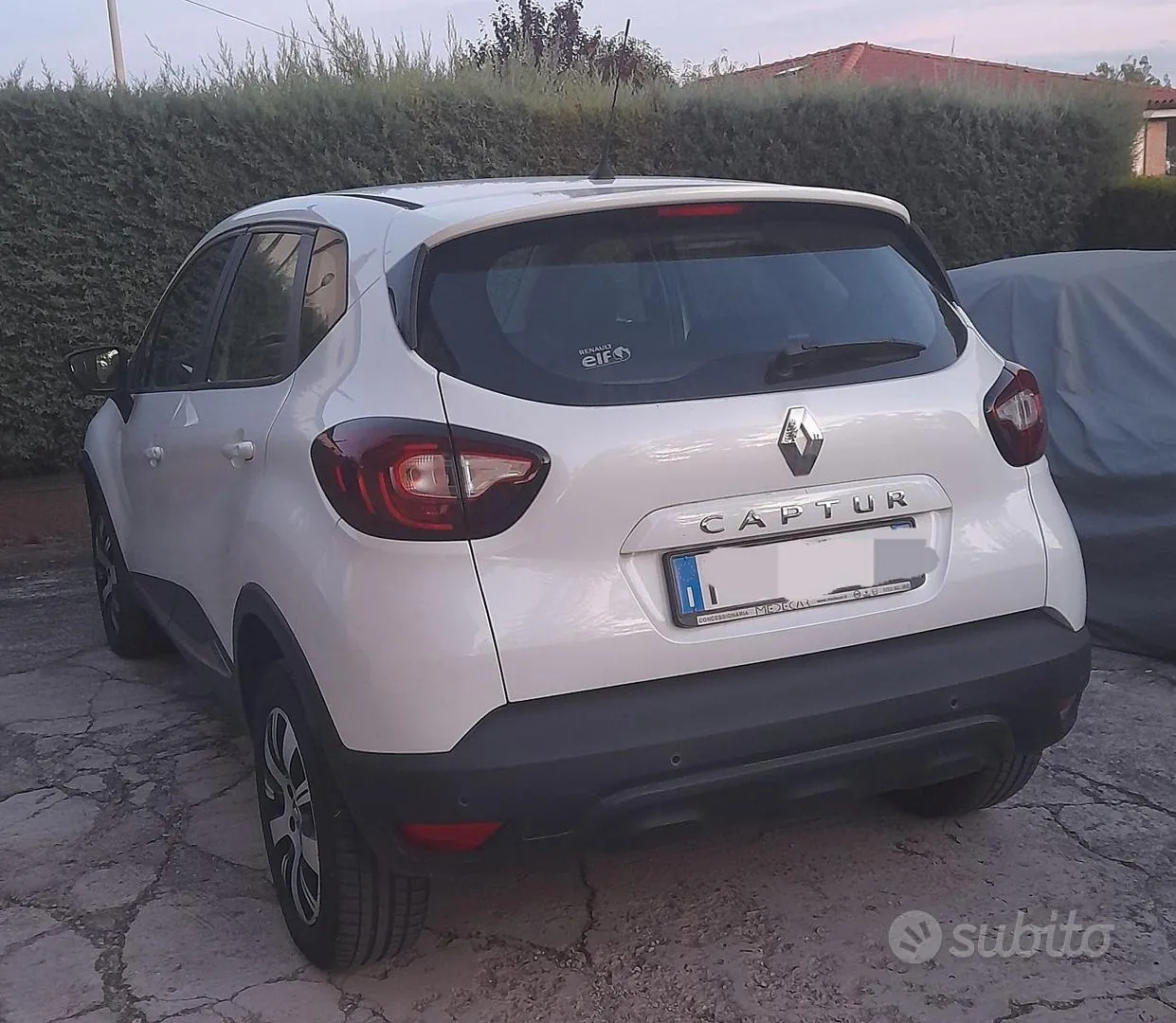 Renault Captur 2018 photo 2