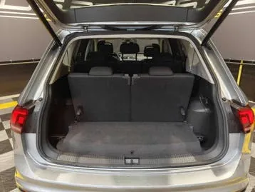 Volkswagen Tiguan 2021 photo 2