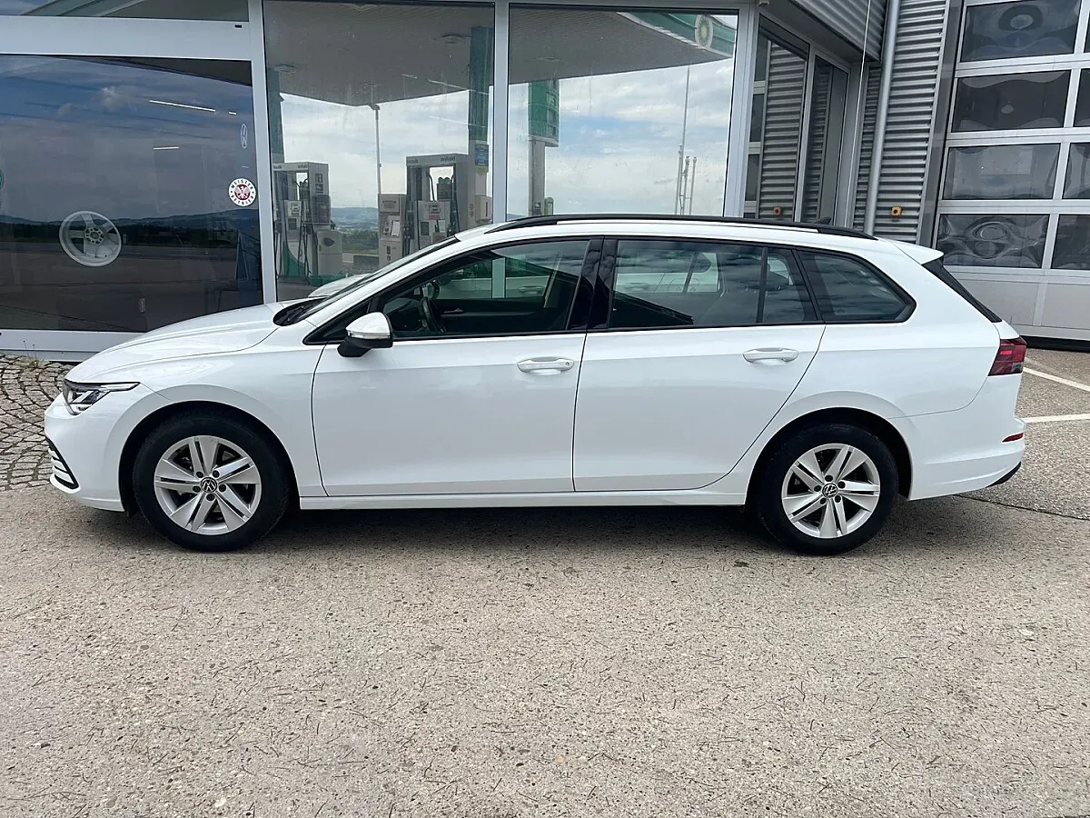 Volkswagen Golf 2022 photo 3