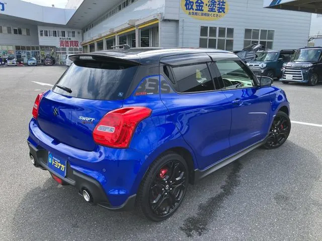 Suzuki Swift Sport 2025 photo 4