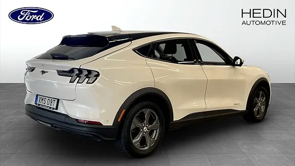 Ford Mustang Mach-E 2021 photo 2