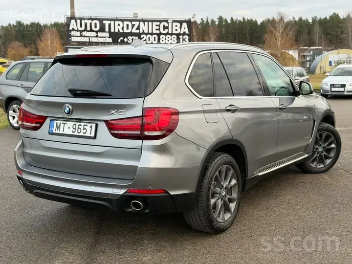 BMW X5 2015 photo 5
