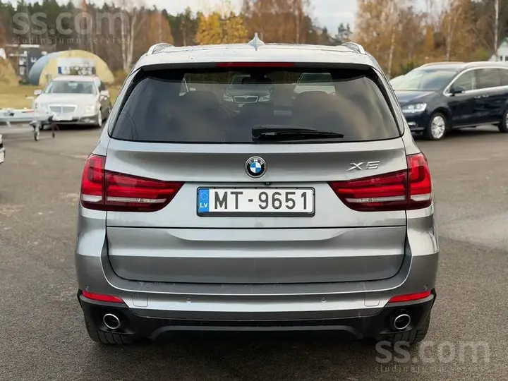 BMW X5 2015 photo 4