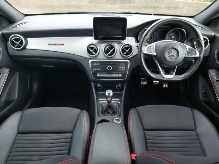 Mercedes-Benz Cla 2018 photo 3