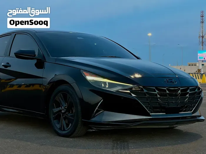 Hyundai Elantra 2022 photo 3