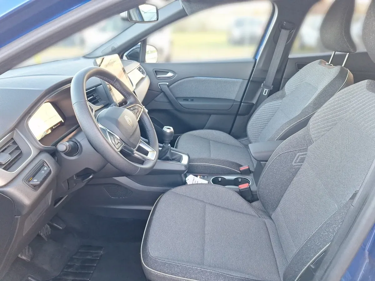 Renault Captur 2026 photo 2