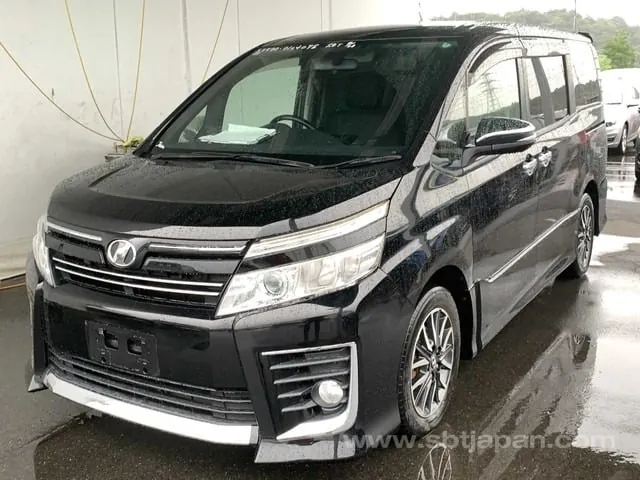 Toyota Voxy Zs 2015 photo 2
