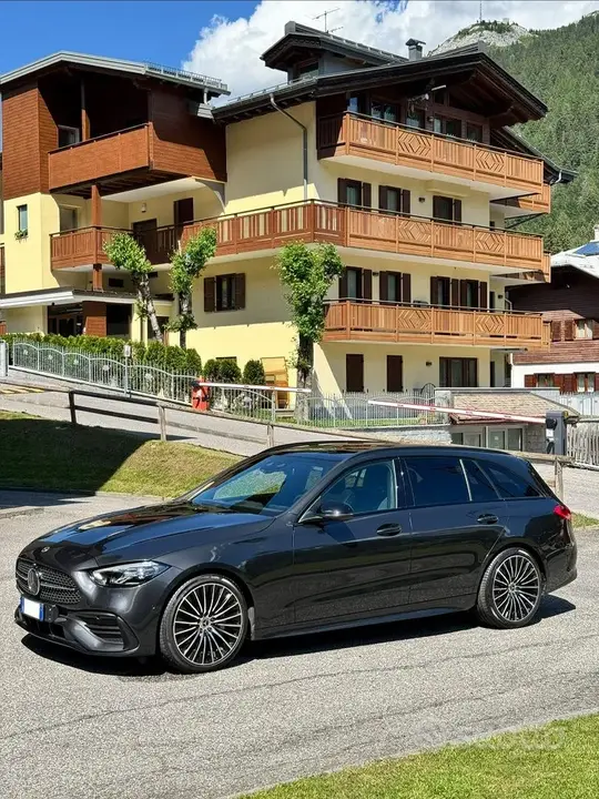 Mercedes-Benz C-Class 2024 photo 2