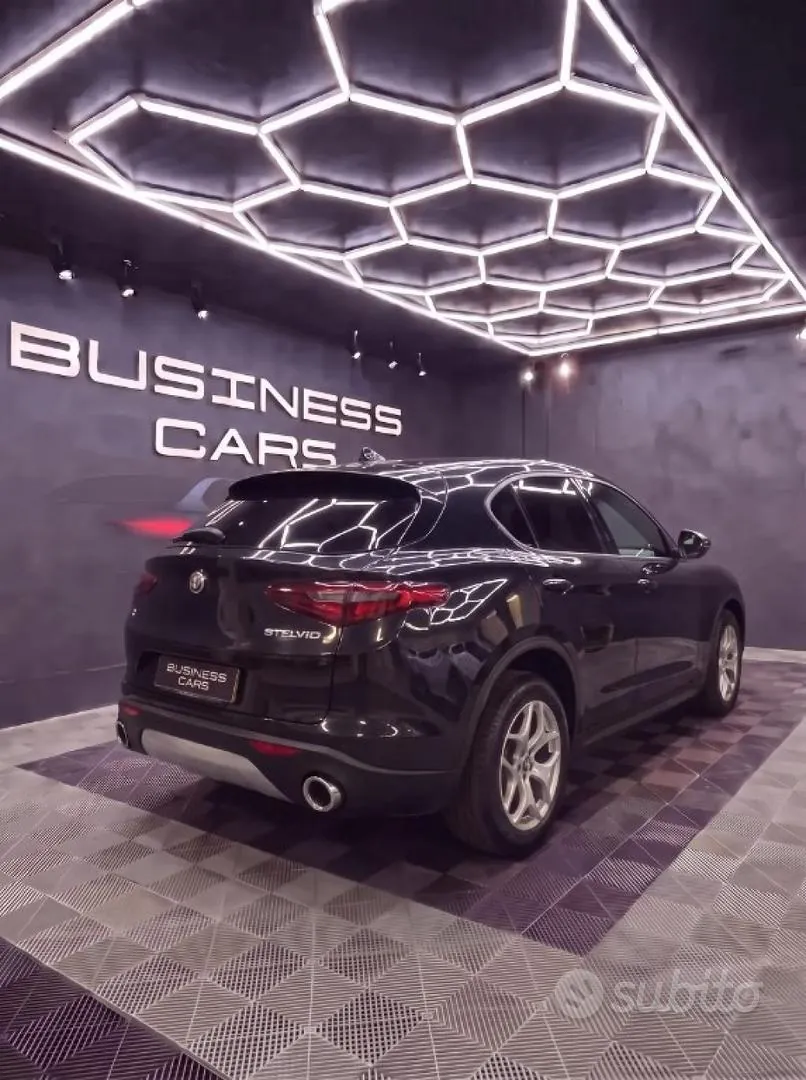 Alfa Romeo Stelvio 2021 photo 2