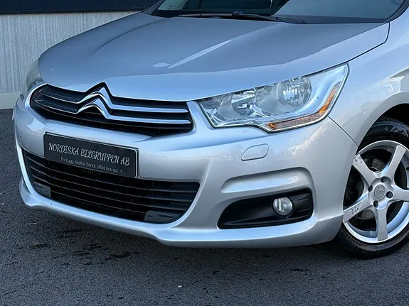 Citroen C4 2010 photo 3