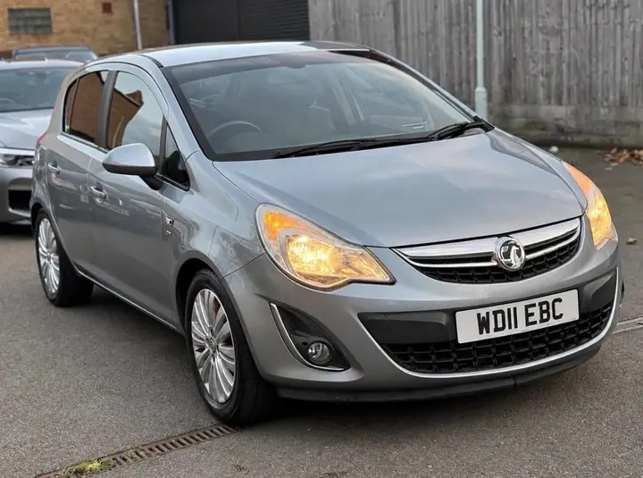 Vauxhall Corsa 2011 photo 3