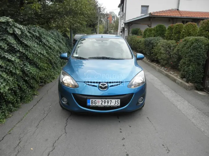 Mazda 2