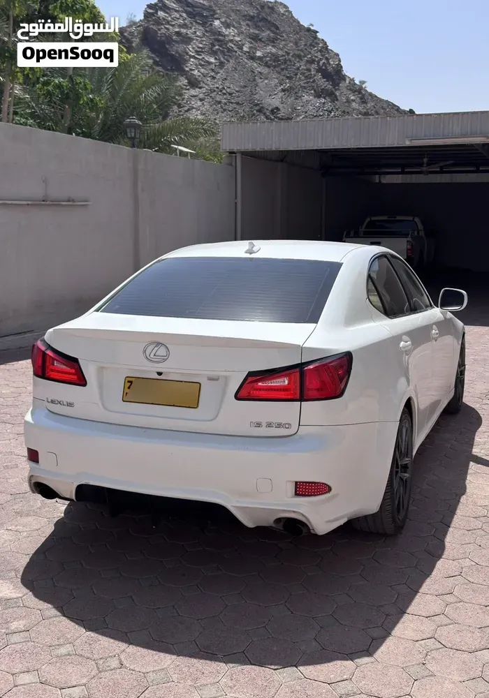 Lexus Is 250 2008 photo 3
