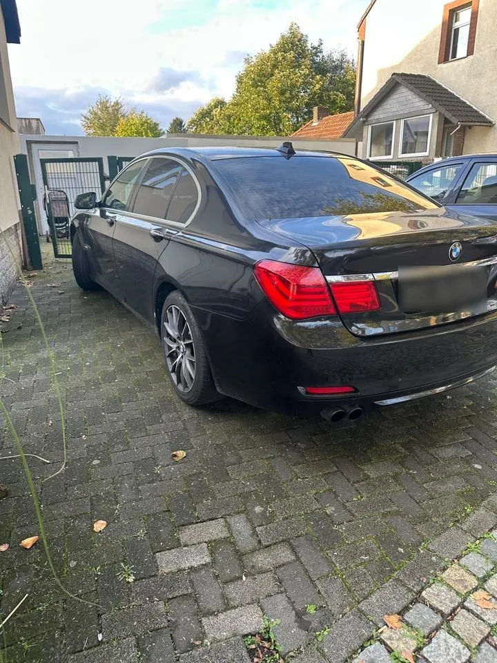 BMW 740D
