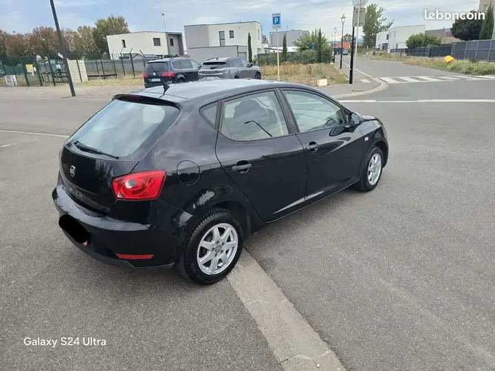 Seat Ibiza 2013 photo 4