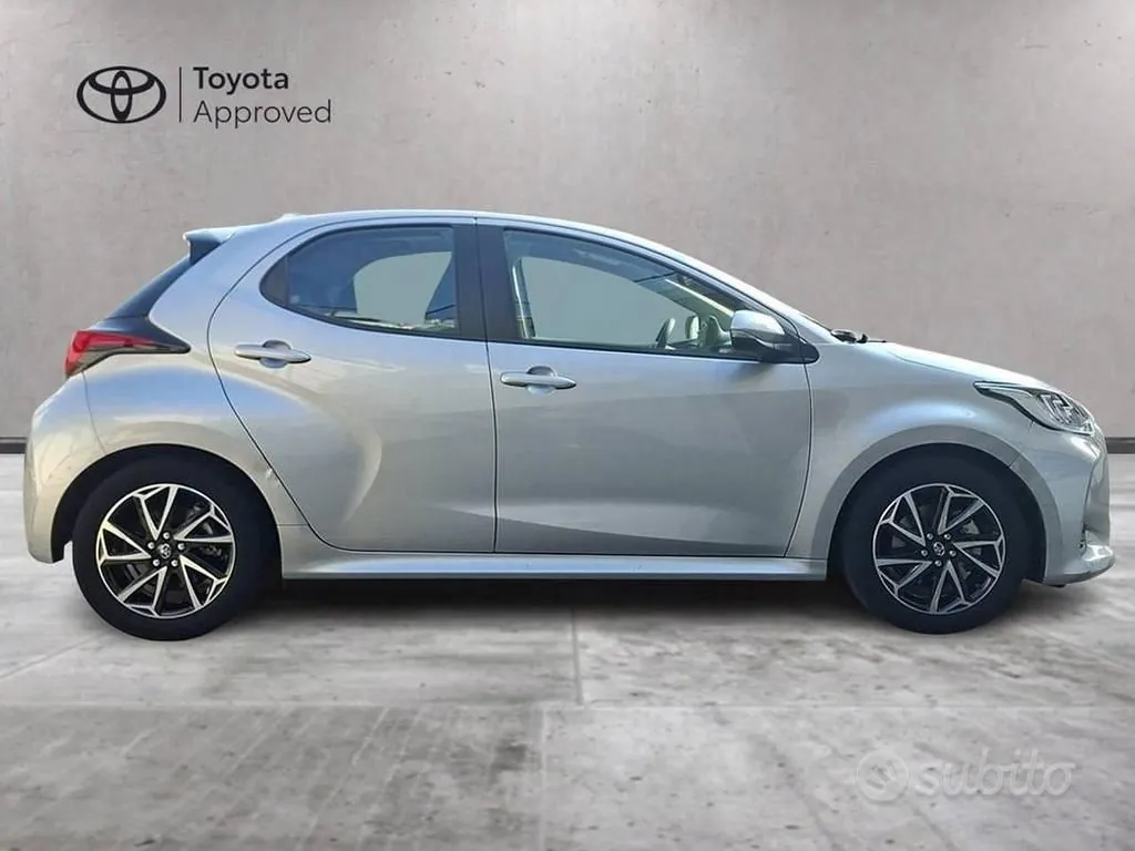 Toyota Yaris 2022 photo 4