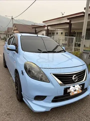 Nissan Almera
