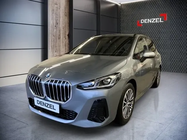 BMW 2 Series 2025 photo 2