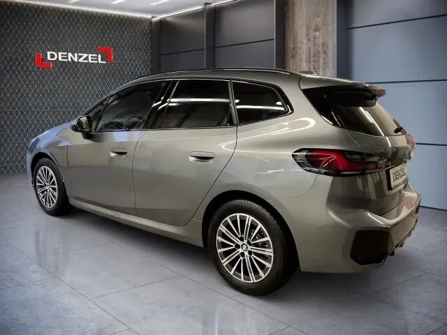 BMW 2 Series 2025 photo 3