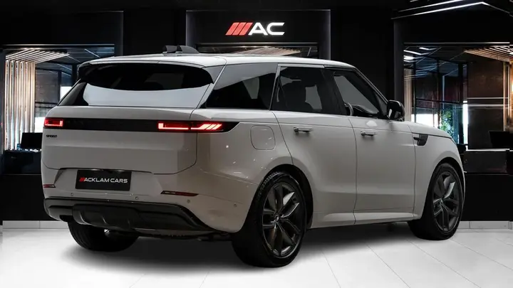 Land Rover Range Rover Sport 2024 photo 4