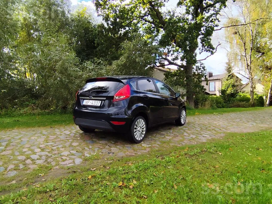 Ford Fiesta 2009 photo 4
