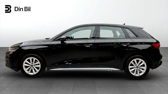 Audi A3 2024 photo 3