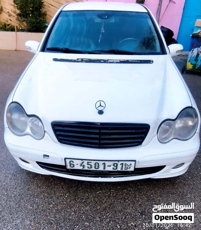 Mercedes-Benz C-Class 2001 photo 2