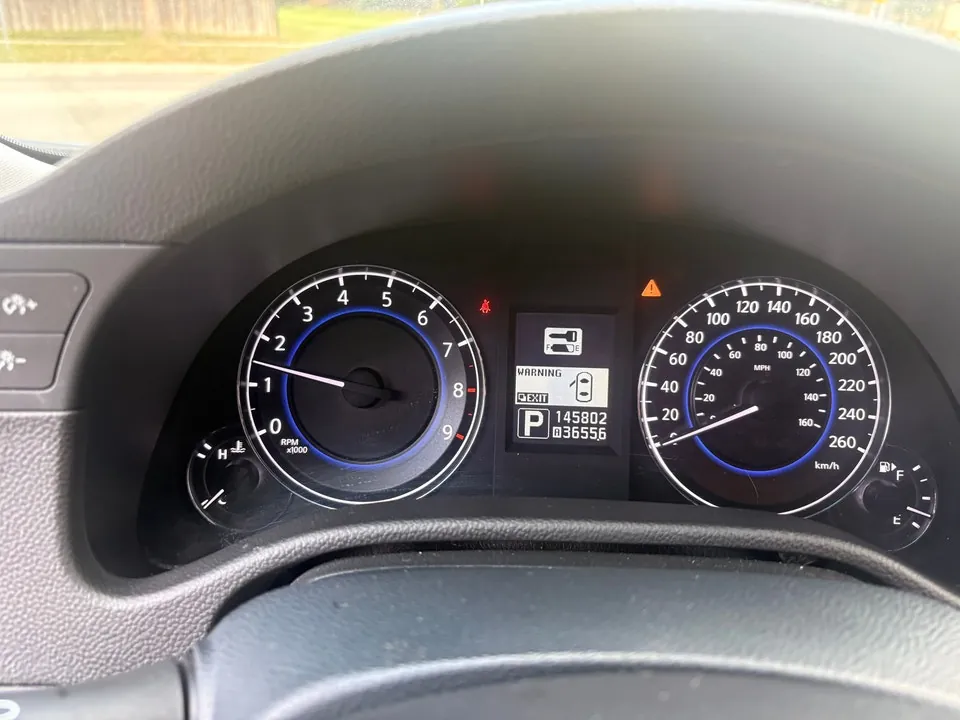 Infiniti Gx37 2010 photo 5
