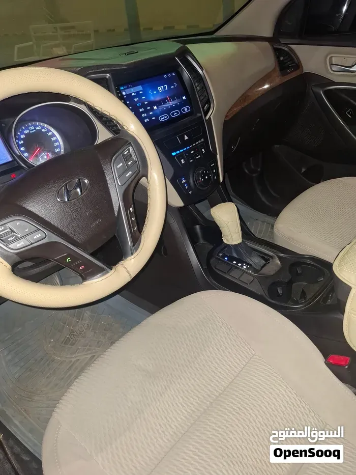 Hyundai Santa Fe 2014 photo 2