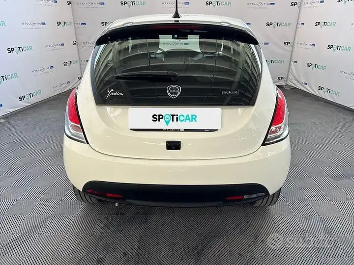 Lancia Ypsilon 2023 photo 4