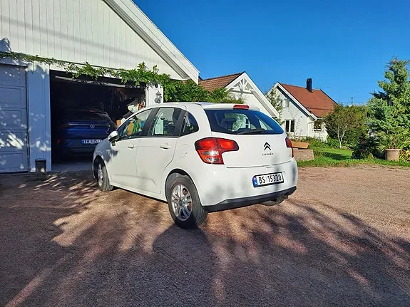 Citroen C3 2011 photo 3