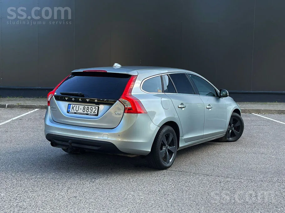 Volvo V60 2011 photo 4