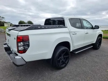 Mitsubishi Triton 2021 photo 4