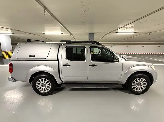 Nissan Navara 2012 photo 5