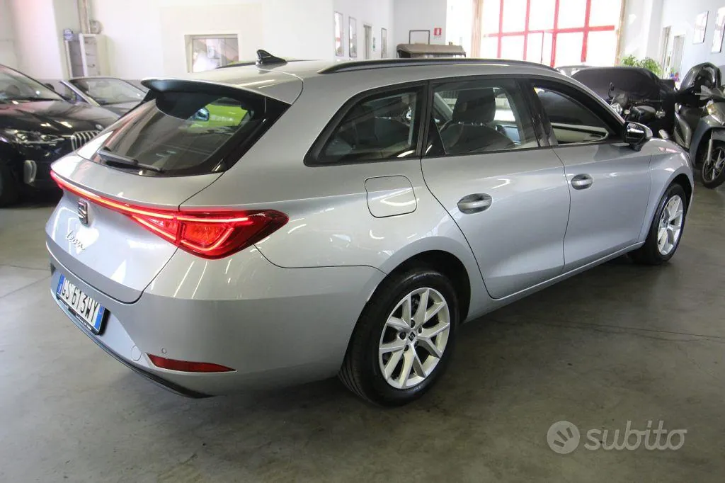 Seat Leon 2024 photo 5