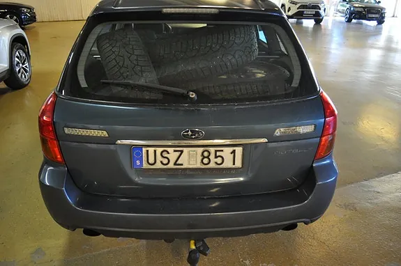 Subaru Outback 2004 photo 4