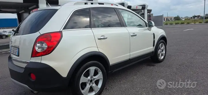 Opel Antara 2010 photo 5