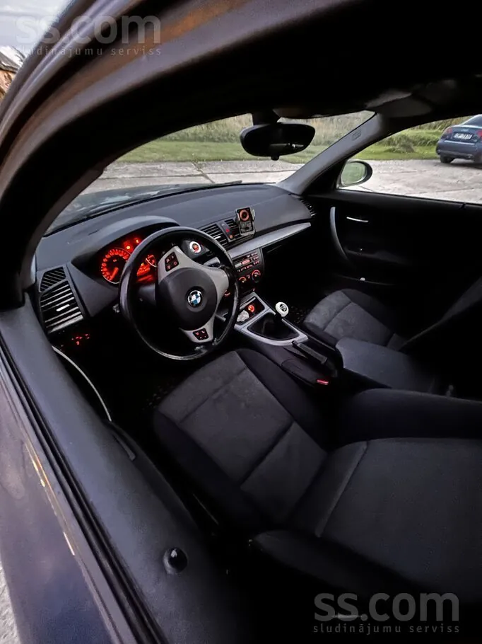 BMW 1 Series 2005 photo 3