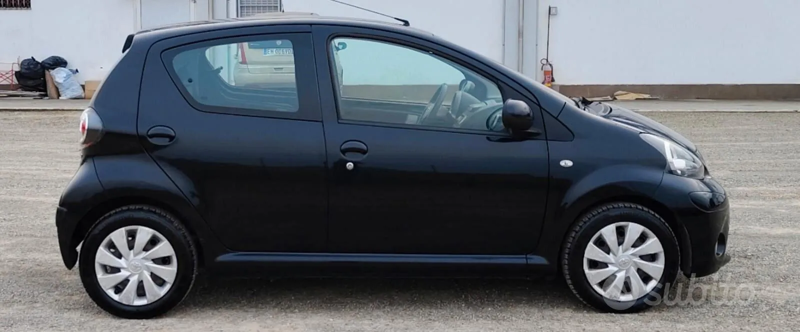 Toyota Aygo 2013 photo 3