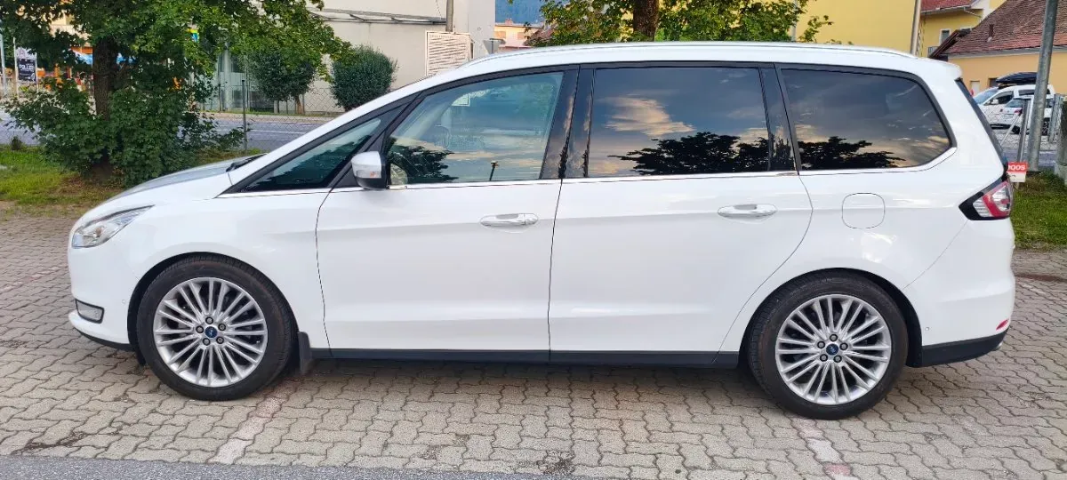 Ford Galaxy 2015 photo 3