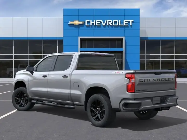 Chevrolet Silverado 1500 2026 photo 3
