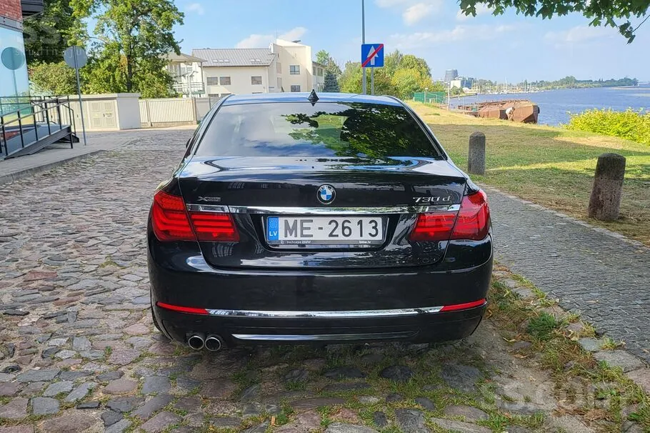 BMW 730D 2012 photo 4