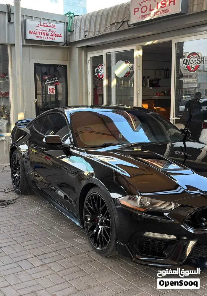 Ford Mustang 2018 photo 2