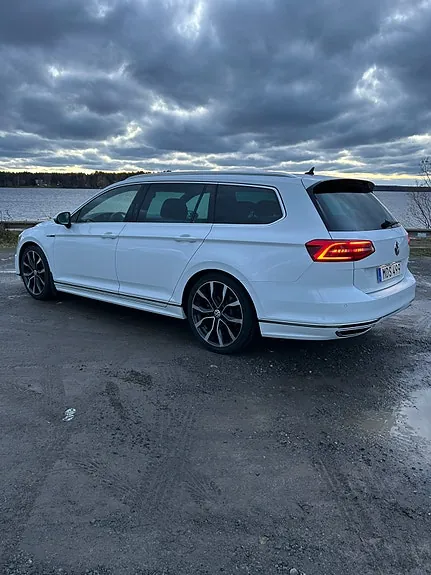 Volkswagen Passat 2016 photo 3